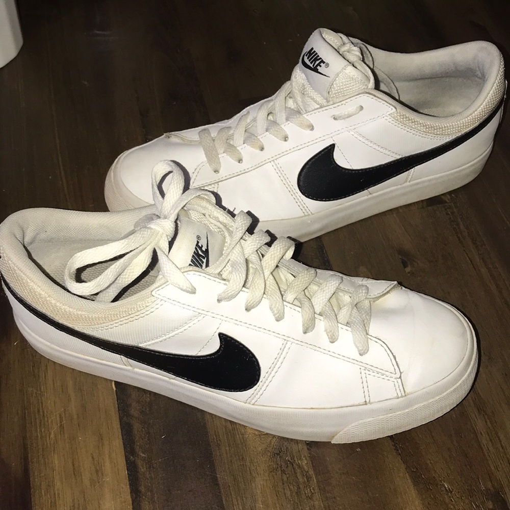 Nike Courts - Picture 3 of 3